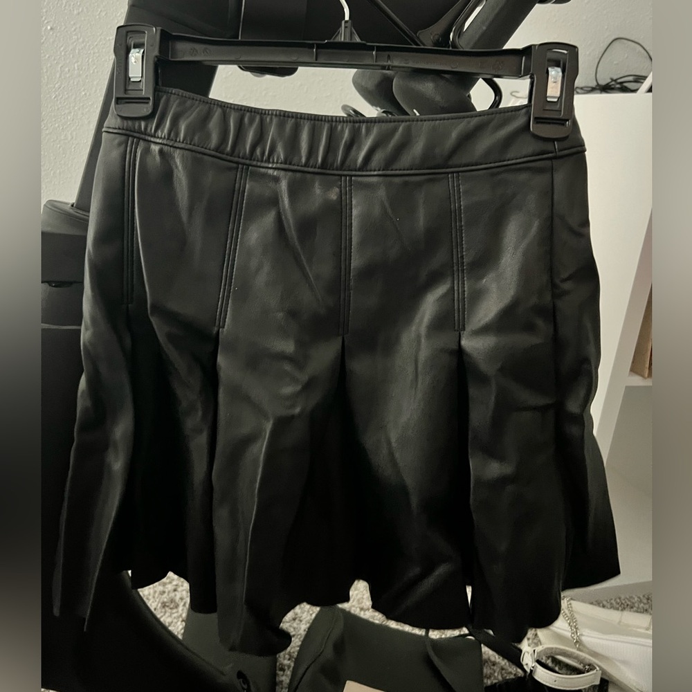 Ultra High Rise Pleather Pleated Skirt